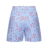 ALMA SHORTS LIGHT BLUE PINK HEART Lækre og virkelig bløde shorts fra Liberté. Alma shorts har elastik i livet med satin lignende bindebånd og skrålommer. De har en flot løs pasform. Elastik i livet, bindebånd og skrålommer Super blød og behagelig Fin blå farve med pink hjerter Normal løs pasform