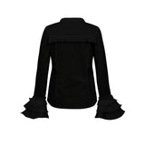 ASTAGO SHIRT BLACK
Elegant og feminint skjorte fra Gossia. Skjorten er med v- formet åbning foran, lange ærmer, der afsluttes med voluminøse flæser ved manchetterne. Pasformen er figursyet og har en lækker blød og let kvalitet.
V-udskæring, lange ærmer, flæser
Figursyet
Sort
Fåes også i hvid
Størrelsesguide: Asta shirt er normal til lille i størrelsen, svinger du mellem 2 størrelser, anbefaler vi du tager den størreste 