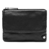 CREDIT CARD HOLDER BLACK (NERO)
Pung/kreditkortholder i l lækkert blødt læder. Pungen er ie en vasket læderkvalitet, som giver et casual look. Pungen er dekoreret med en klap foran med en skjult lynlåslomme indeni.
Indvendigt: Pungen har et lille primært rum med plads til mønter og opdeling med plads til 4 kreditkort.
Lukkes med lynlås
Klassisk sort farve
Fås i flere farver
100% skind
H: 10 x L: 15 D: 1,5 cm
Størrelsesguide: H: 10 x L: 15 D: 1,5 cm