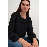 FRANCIS ASMINE SMOCK BLOUSE BLACK
Smuk klassisk sort bluse med blonde detaljer fra Culture.
Blusen har rund hals, lange ærmer med elastik, som afsluttes med en flæse. Blusen har fine detaljer på brystkasse i form af blonder.
Rund hals, lange ærmer med elastik og flæser
Blonder
Klassisk sort
Løs almindelig pasform
Størrelsesguide: Francia Amine smock blouse er normal i størrelsen