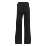 KARLA HW WIDE JEANS BLACK DEEP
Fede sort jeans fra Kaffe. Karla HW Wide jeans er i sort denim og har 4-lomme, 2 bagpå og 2 smarte foran der er firekantet. Buksen lukkes med knap og lynlås. De har en regular pasform med wide ben og masser af skøn stretch, samt en høj talje.
4-lomme model, stretchy og lynlås og knap.
Farven er sort
Høj talje
Regular fit
Wide ben
Fåes også i en medium blå
Størrelsesguide: Karla HW Wide jeans er normal til rummelig i størrelsen. Hvis du veksler mellem 2, anbefal