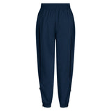 MOLLIEGO LU PANTS DARK NAVY
Super cool løstsiddende buks i blød og lækker kvalitet fra Gossia. Mollie buksen er løst siddende og med rib liste lommer for og med rib og lynlås slids i ben åbningen. Buksen har smock linning bag og i siden og fast linning for.
Smock linning i taljen, 2 sidelommer, lynlås ved anklerne og ribkant
Afslappet og sporty look
Mørk blå