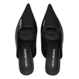 ROWE HEEL CUTINE MULE BLACK MEDINA
Flotte spidssnudet lak højehæle fra kollaktation MEDINA BIANCO. Skoen er åben i hælen og har en virkelig bløde sål med gode trædepuder. Hæl er også perfekt, til dem der ønsker en let og nem højhælet sko.
Lak
Højehælet (højde 6 cm og brede 4 cm. på hælen)
Sort
Spidssnude