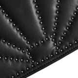 SHOULDERBAG/HANDBAG 227 BLACK/GUN METAL
Denne smarte skuldertaske med et råt look, samt et lille feminint touch i form af matte nitter fra Depeche. Tasken er inddelt i et stort rum, der giver plads til alle dine nødvendigheder, samt en lille lynlåslomme til mindre genstande, så du nemt kan holde styr på dine ting. Øverst lukkes tasken med en knaplukning.
Lækker og blød
Flot klassisk sort farve
Matte nitter
100% kolæder
Størrelsesguide: Mål: H: 24x B: 30 x D: 12 cm.