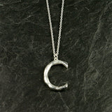 Halskæde med bogstav vedhæng