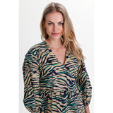 Slå om kjole med zebra print