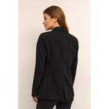 Sort halvlang blazer med knap og lommer den har dyb revers og sation foer indvendig set bagfra på kaffe model