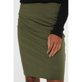 Tætsiddende jersey nederdel I army grøn fra kaffe med model