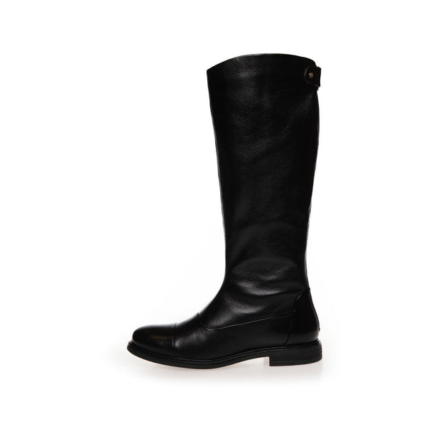When We Breathe Boot Black