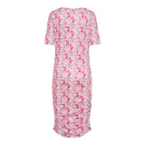 Alma kjole i rosa og lavendel nuancer den har korte ærmer og rynk set bagfra
