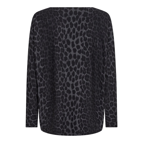 Mørkegrå bluse med sort leopard print den har rund hals lange ærmet og rundning forneden set bagfra