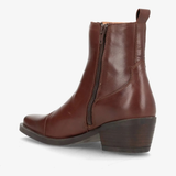 Calamity Boot Ebony Leather