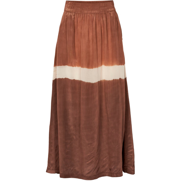 Brun og beige maxi nederdel med bred elastik i taljen og lommer i siden set forfra