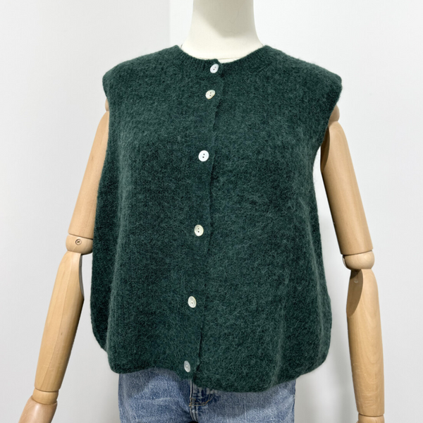 Molly sleeveless vest Dark Green (Afsendes slut uge 35)