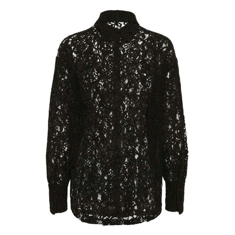 NELLY LACE SHIRT BLACK DEEP

Flot blonde skjorte i sort fra Kaffe. Nelly Lace shirt har almindelig skjortekrave, lange ærmer med manchet og knap. Lukkes med 6 sorte blanke knapper. Den er gennemsigtig i blonden, så vil være godt med en top inden under.



Skjorte krave og lange ærmer
Sorte knapper
Løs rummelig pasform


Størrelsesguide: Nelly Lace shirt er normal i størrelsen. Men den har en rummelig pasform. Ønsker du den ikke så rummelig, kan man tage den en størrelse mindre.&nbsp;