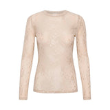 Blonde tætsiddende bluse med i en flot beige den har rund hals og lange ærmer set forfra