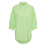 lysegrøn skjorte med skjortekrave og halv lange ærmer set forfra