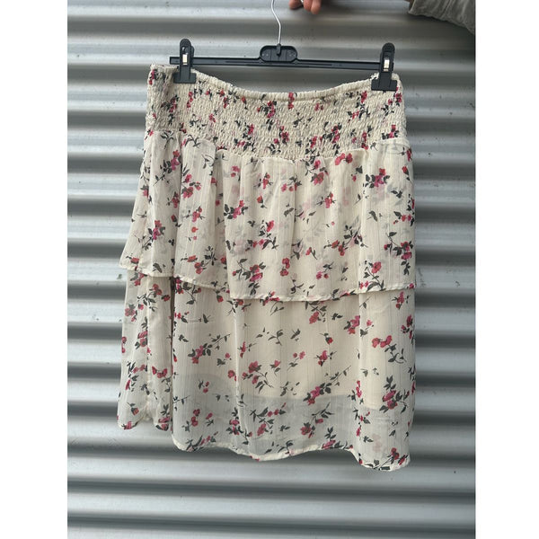 Nadusha Skirt Above Knee Creme Flower Print