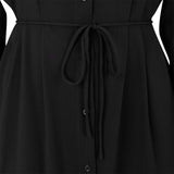 Lang skjorte kjole fra soft rebels den er gennemknappet har bindebånd og lange ærmer og almindelig skjortekrave set tæt på bindebånd