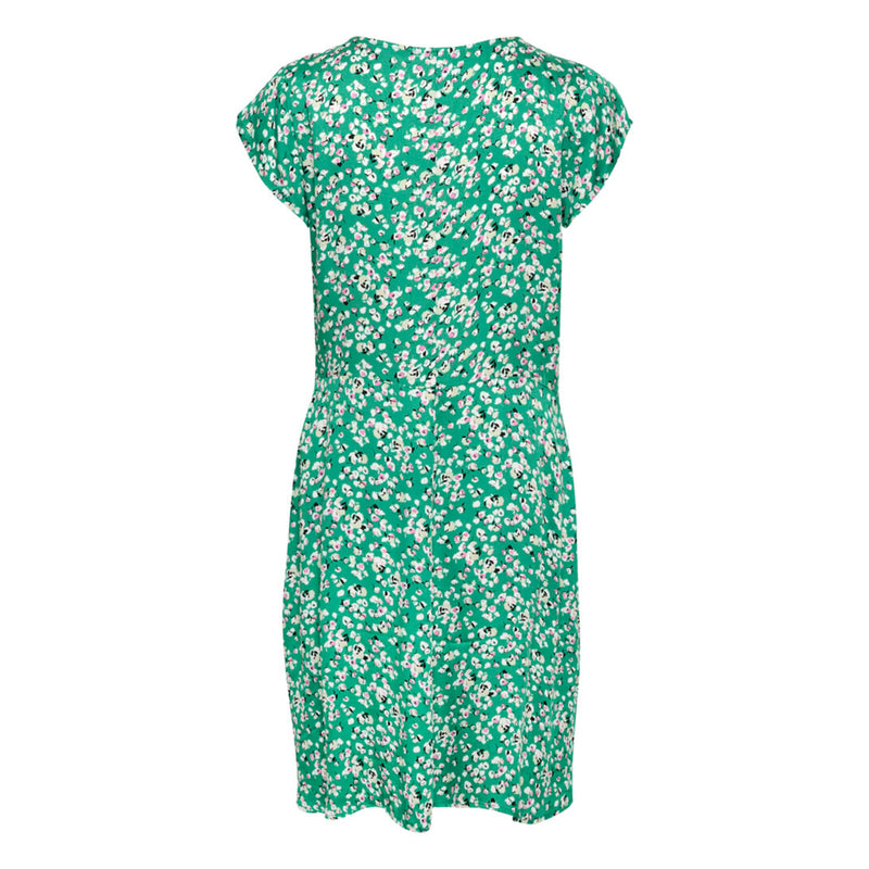 Grøn kjole med korte ærmer og overskæring i taljen printet er småblomstret set bagfra