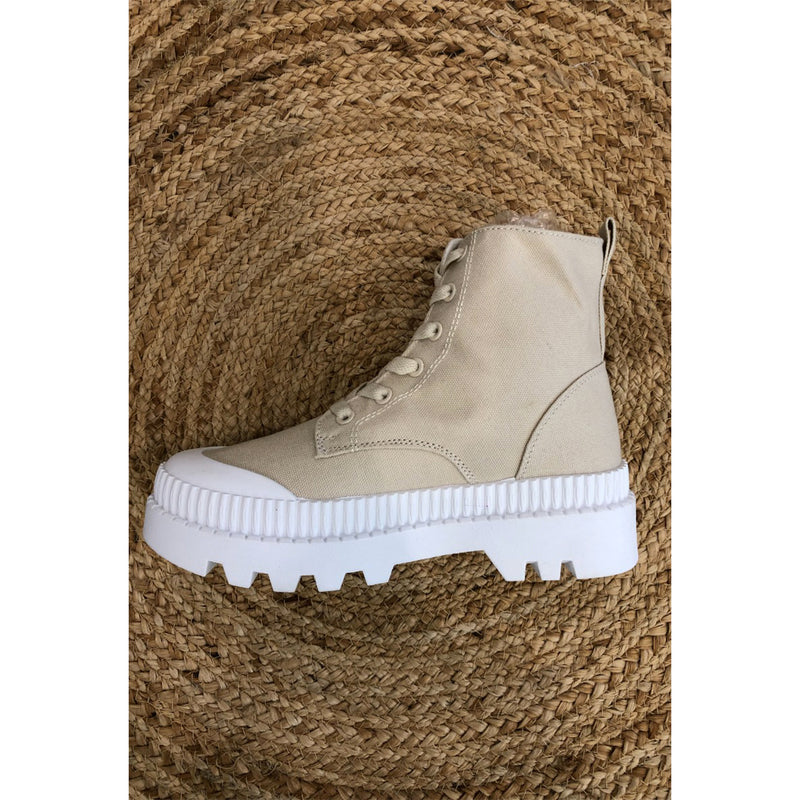 Sneakers støvle med grov sål beige